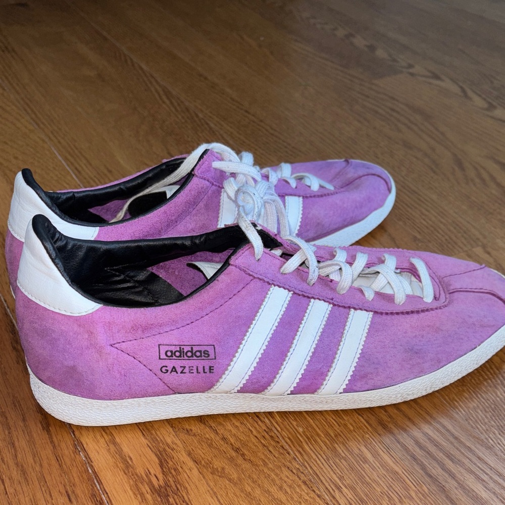 Adidas Gazelle Men’s or unisex Lavender Sneakers